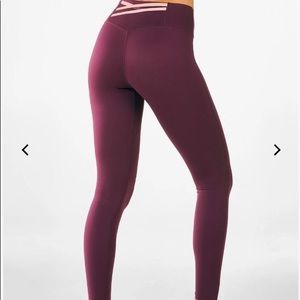 trinity high waisted pocket legging